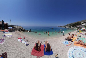 Beach Apartment Korina